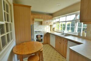 Picture #7 of Property #1432022241 in East Borough, Wimborne BH21 1PL