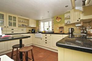 Picture #5 of Property #1434363231 in Boundway Hill, Sway, Lymington SO41 6EN