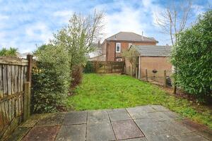 Picture #1 of Property #1434781341 in Markham Road, Bournemouth BH9 1HY