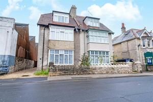 Picture #16 of Property #1435709931 in Kings Road West, Swanage BH19 1HR