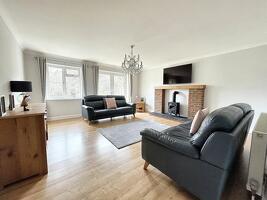 Picture #3 of Property #1442401641 in Hythe Road, Marchwood SO40 4WU