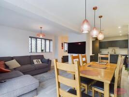 Picture #8 of Property #1444735341 in Christchurch BH23 2DW