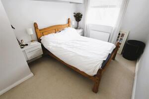 Picture #9 of Property #1446157641 in Old Manor Close, Wimborne BH21 2TB
