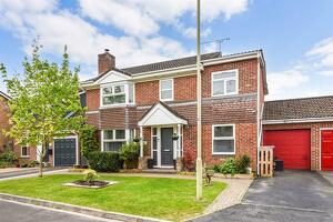 Picture #0 of Property #1448112741 in Driftwood Gardens, Totton SO40 8WJ
