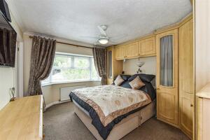 Picture #13 of Property #1448112741 in Driftwood Gardens, Totton SO40 8WJ