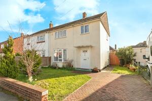 Picture #0 of Property #1460495541 in Northey Road, Bournemouth BH6 5LS