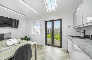 Picture #10 of Property #1463699541 in Beaulieu Road, Marchwood, Southampton SO40 4UQ