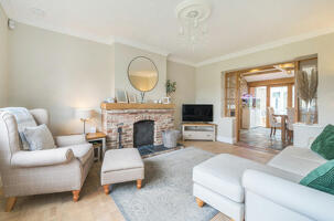 Picture #3 of Property #1463699541 in Beaulieu Road, Marchwood, Southampton SO40 4UQ