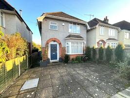 Picture #0 of Property #1466592441 in Churchfield Road, Poole BH15 2QL