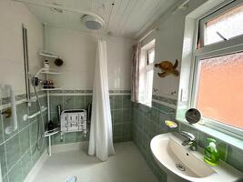 Picture #9 of Property #1472910441 in South Road, Swanage BH19 2QR