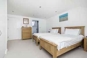 Picture #7 of Property #1474804341 in Park Close, Poole BH15 2FH