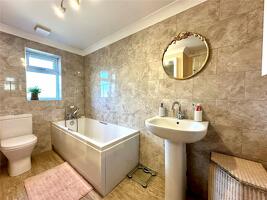 Picture #16 of Property #1488477441 in Glenives Close, St. Ives, Ringwood BH24 2PD