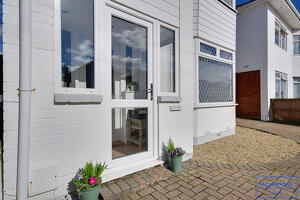 Picture #4 of Property #1489691541 in Gresham Road,  Bournemouth BH9 1QS