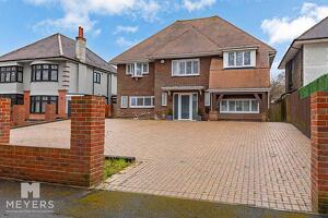 Picture #3 of Property #1490807541 in Carbery Avenue, Southbourne BH6 3LN