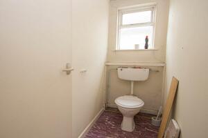 Picture #11 of Property #1491432741 in Totton SO40 8DY