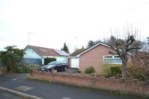 Picture #0 of Property #1491922641 in Acacia Avenue, Verwood BH31 6XF