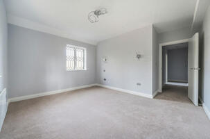 Picture #4 of Property #1493240541 in Forest View, Ringwood Road, Woodlands SO40 7HT