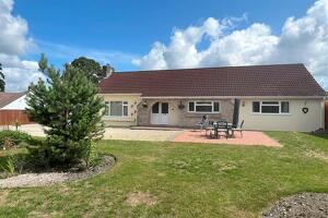 Picture #28 of Property #1493862741 in St Leonards BH24 2QT