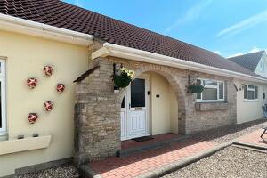 Picture #29 of Property #1493862741 in St Leonards BH24 2QT