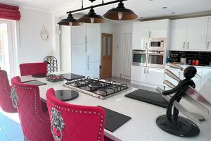 Picture #7 of Property #1493862741 in St Leonards BH24 2QT