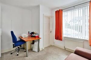 Picture #8 of Property #1498297641 in Rossmore Road, Poole BH12 3NQ