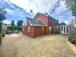 Picture #3 of Property #1501416741 in Mudeford, Christchurch BH23 3NL
