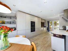 Picture #6 of Property #1501416741 in Mudeford, Christchurch BH23 3NL