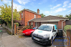 Picture #3 of Property #1501595721 in Fernside Road,  Bournemouth BH9 2LA