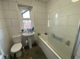 Picture #5 of Property #1502760741 in Cranmer Road, Bournemouth BH9 1JU