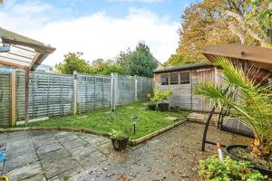 Picture #1 of Property #1504492641 in Pond Close, Marchwood, Southampton SO40 4YU