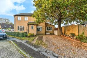 Picture #2 of Property #1504492641 in Pond Close, Marchwood, Southampton SO40 4YU