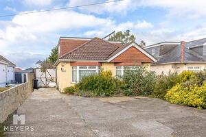 Picture #0 of Property #1505477241 in Ringwood Road, Bournemouth - BH11 8NF