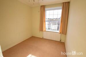 Picture #12 of Property #1506323541 in Wedgwood Drive, Whitecliff, Poole BH14 8ET