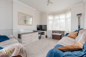 Picture #3 of Property #1509640641 in Stourvale Road, Bournemouth BH6 5HD
