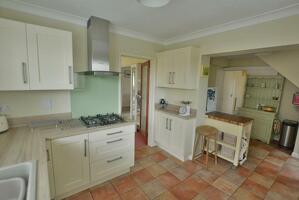 Picture #6 of Property #1509765831 in Haywards Lane, Corfe Mullen BH21 3HP