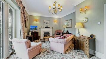 Picture #18 of Property #1511317641 in Branksome Park BH13 6LL