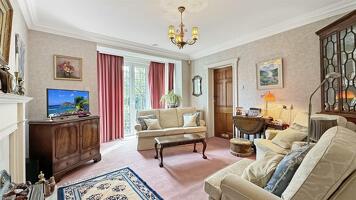Picture #32 of Property #1511317641 in Branksome Park BH13 6LL