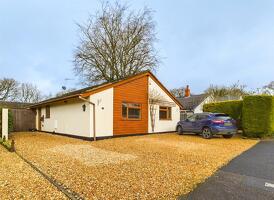 Picture #0 of Property #1516251441 in Wiltshire Gardens, Bransgore, Christchurch BH23 8BJ