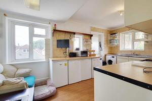 Picture #10 of Property #1517260731 in Moordown , Bournemouth OPEN TO OFFERS BH9 3BB