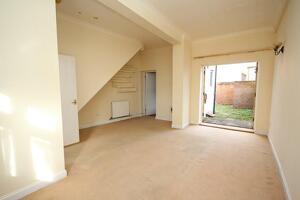Picture #1 of Property #1517461641 in West Quay Road, Poole BH15 1JD