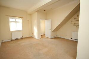 Picture #2 of Property #1517461641 in West Quay Road, Poole BH15 1JD