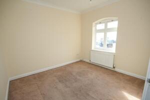 Picture #4 of Property #1517461641 in West Quay Road, Poole BH15 1JD