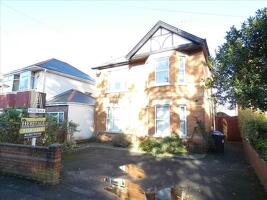 Picture #0 of Property #1517795541 in Vicarage Road, Winton, Bournemouth BH9 2SA