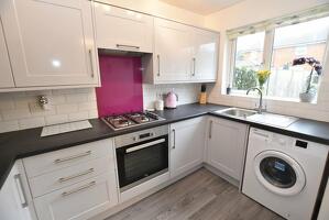 Picture #5 of Property #1518395541 in Bredy Close, Canford Heath, Poole BH17 9JP