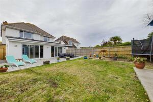 Picture #17 of Property #1520945541 in Broadway, Hengistbury Head, Bournemouth BH6 4EJ