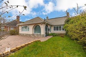 Picture #0 of Property #1521088641 in Woodfield Gardens, Highcliffe BH23 4QA