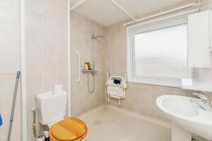 Picture #14 of Property #1521499641 in Salcombe Crescent, Totton, Southampton SO40 8BQ