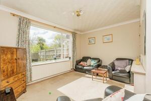 Picture #2 of Property #1521499641 in Salcombe Crescent, Totton, Southampton SO40 8BQ