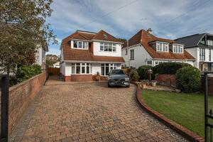 Picture #21 of Property #1526112141 in Sandbanks Road, Lilliput BH14 8EY