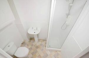 Picture #4 of Property #1527379341 in Vallis Close, Poole BH15 1XY